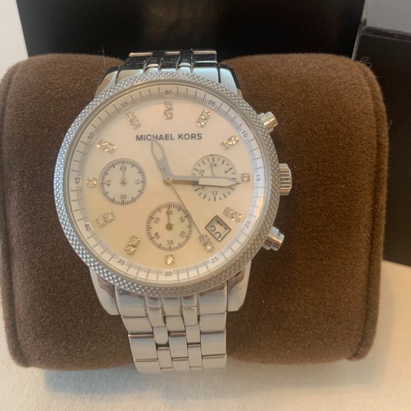 Michael Kors MK-5020 Ladies Chonograph Watch - Picture 1 of 4
